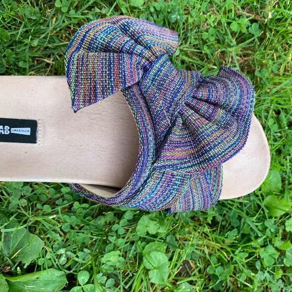 "Design Lab" big bow platform slides, 8 - Picture 2 of 13